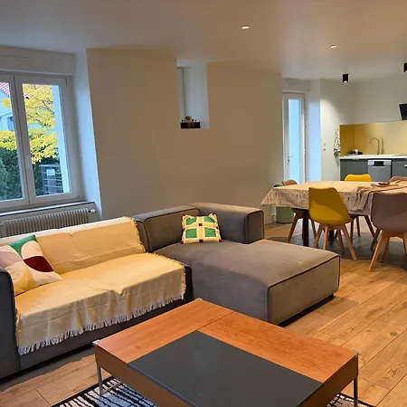 펜션 L'aurore Des Volcans Romagnat